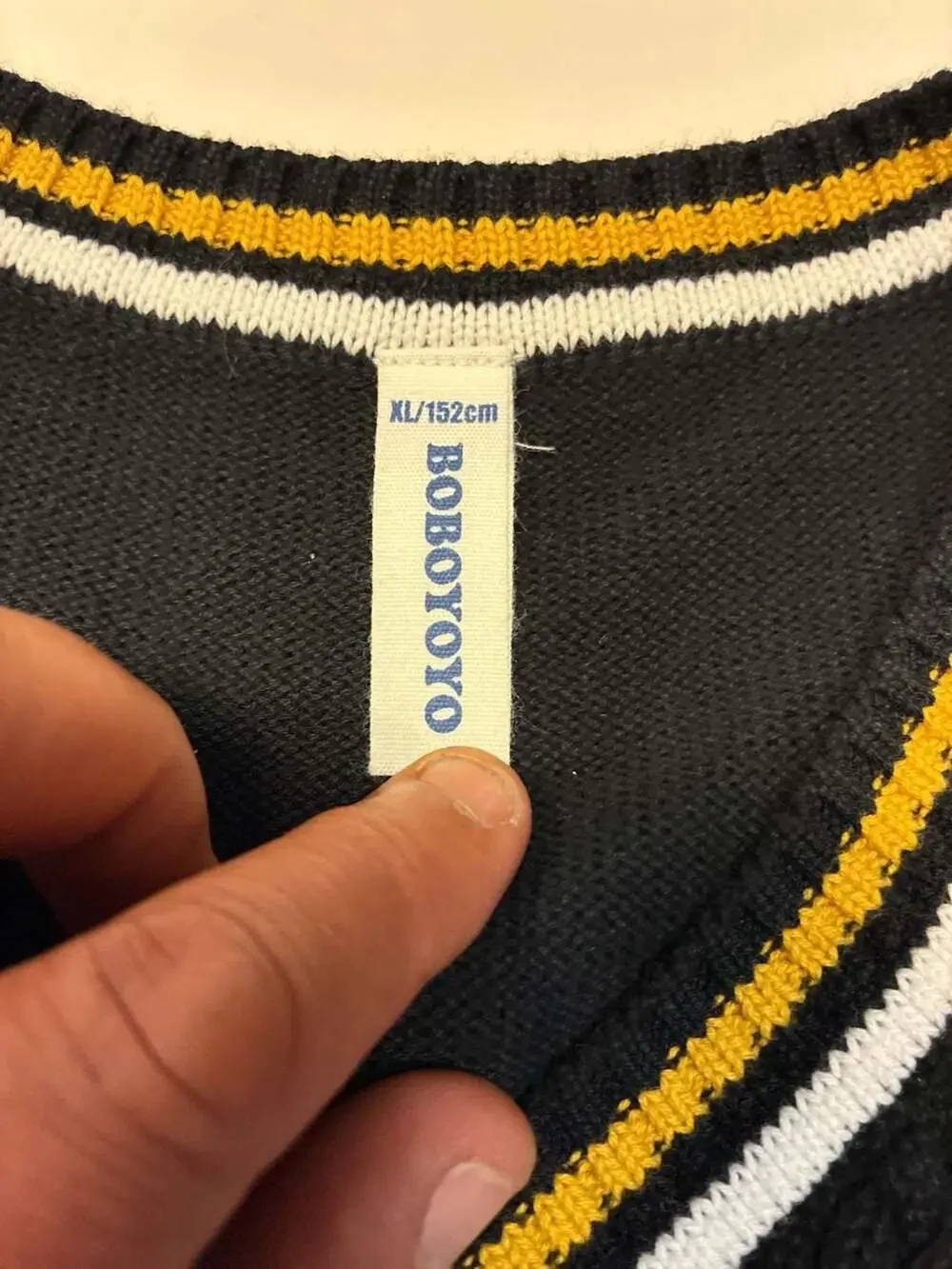 BOBOYOYO Boys Sweater Vest Unisex Cable Knit School Uniform